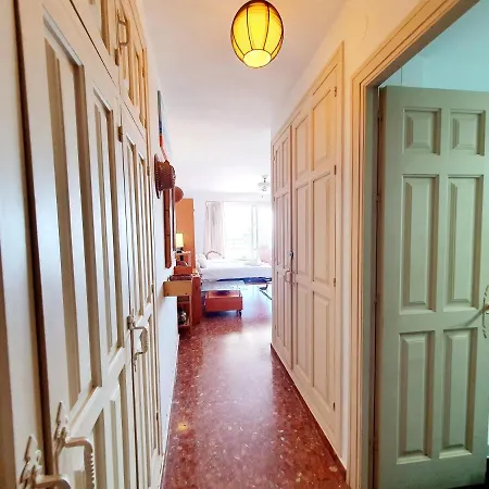 Marbellamar Seaviews Appartement *