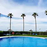 Marbellamar Seaviews דירה *