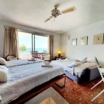 Marbellamar Seaviews דירה