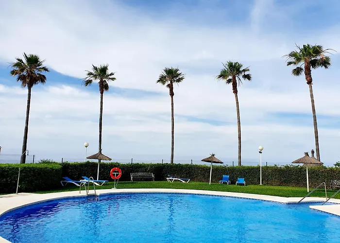 Marbellamar Seaviews Apartament *