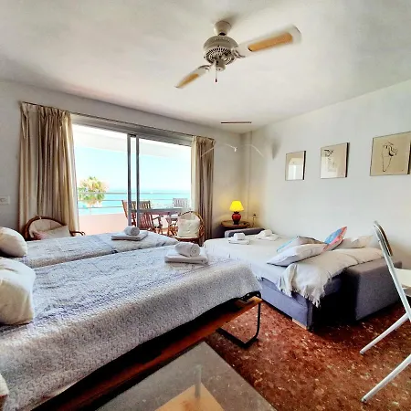 Marbellamar Seaviews شقة